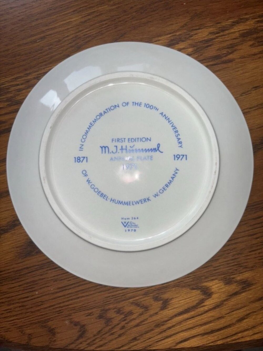 Goebel Hummel 1st Edition 1971 Heavenly Angel Plate + 1972 2nd Edition Plate - Picture 4 of 5